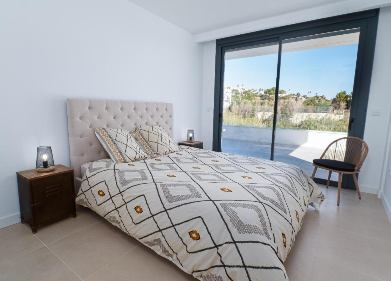 Villa moderne proche de la mer Manilva Esterno foto