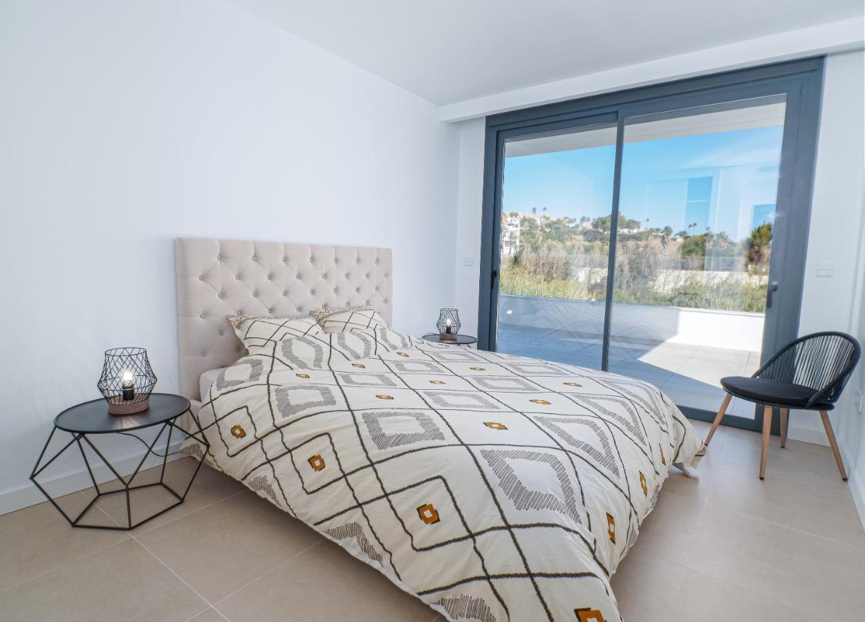 Villa moderne proche de la mer Manilva Esterno foto