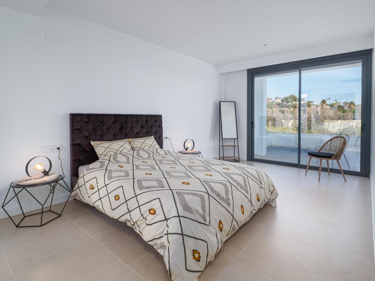 Villa moderne proche de la mer Manilva Esterno foto