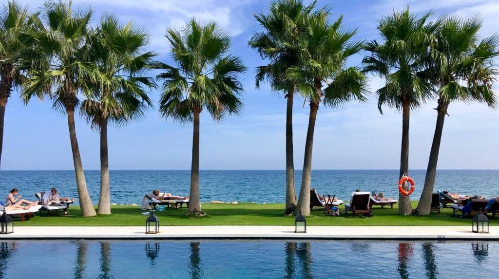 Villa moderne proche de la mer Manilva Esterno foto